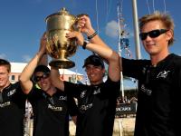 九游娱乐-包含Karsa在中国队比赛中惊险取胜，问鼎冠军引发热议！的词条