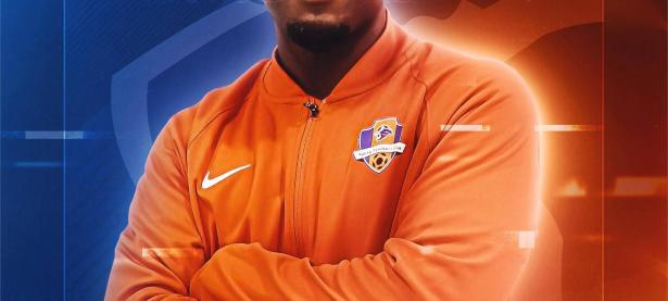 九游娱乐- 湖人得到艾顿浓眉回归大前锋位置 