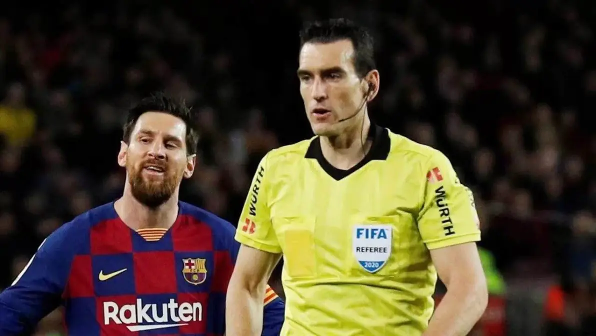 包含关键时刻西甲焦点战；新疆广汇扳平良机；震撼外界；心理建设被强调的词条