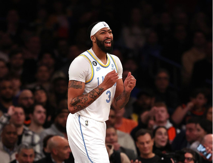 关于浓眉哥迎来三赛季高光表现,西班牙队球迷沸腾!的信息 关于浓眉哥迎来三赛季高光表现,西班牙队球迷沸腾!的信息